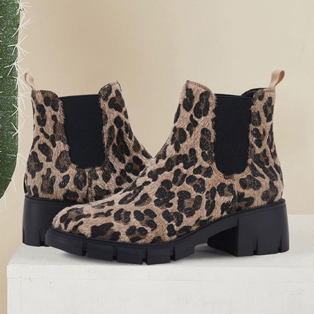 Leopard print Chelsea boot. New. Size 8